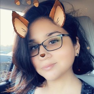 Meet your Posher, Linda